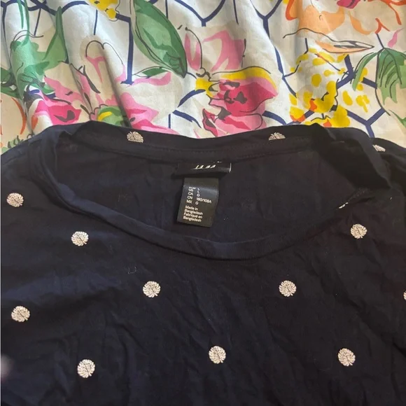 H&M Black Polka Dot Short Sleeve Top - Picture 2 of 2